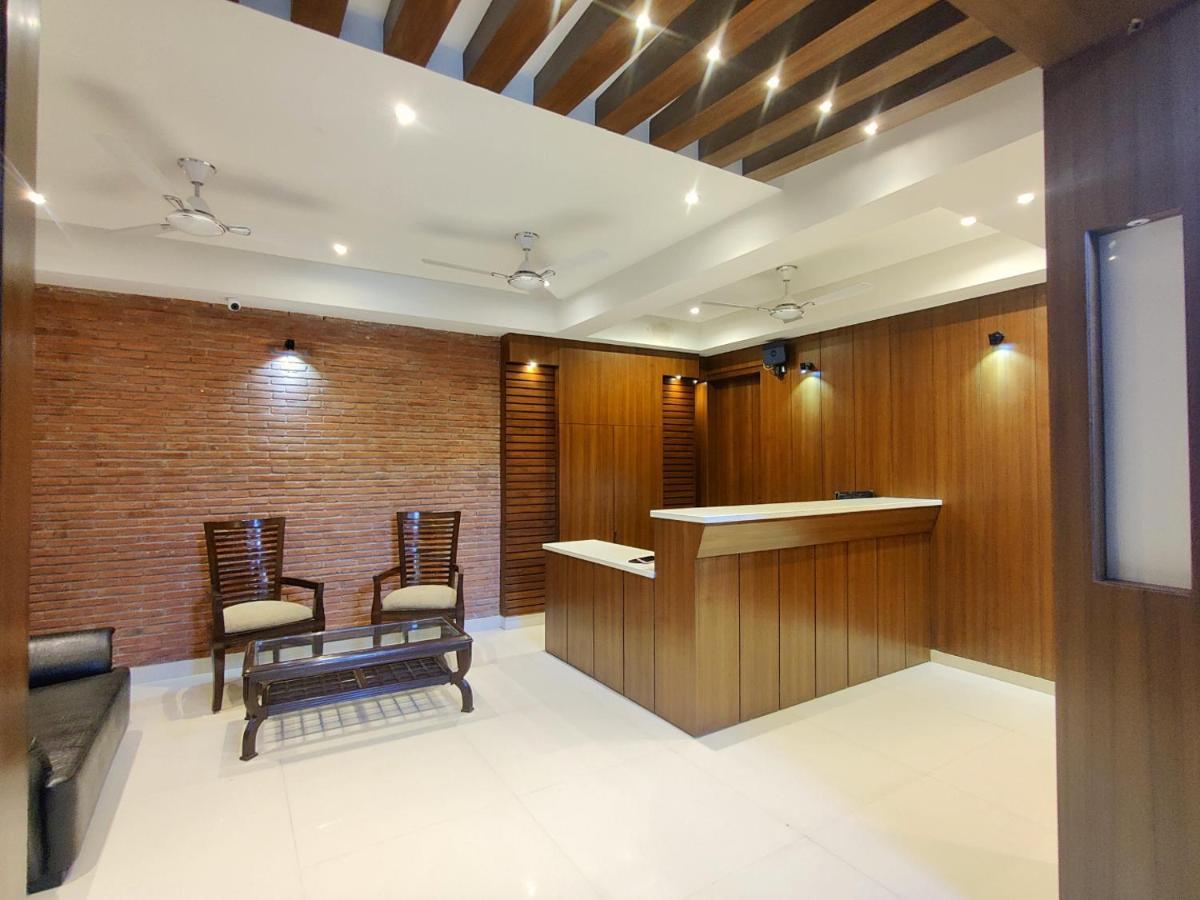 The Shacon Hotel Noida Eksteriør billede